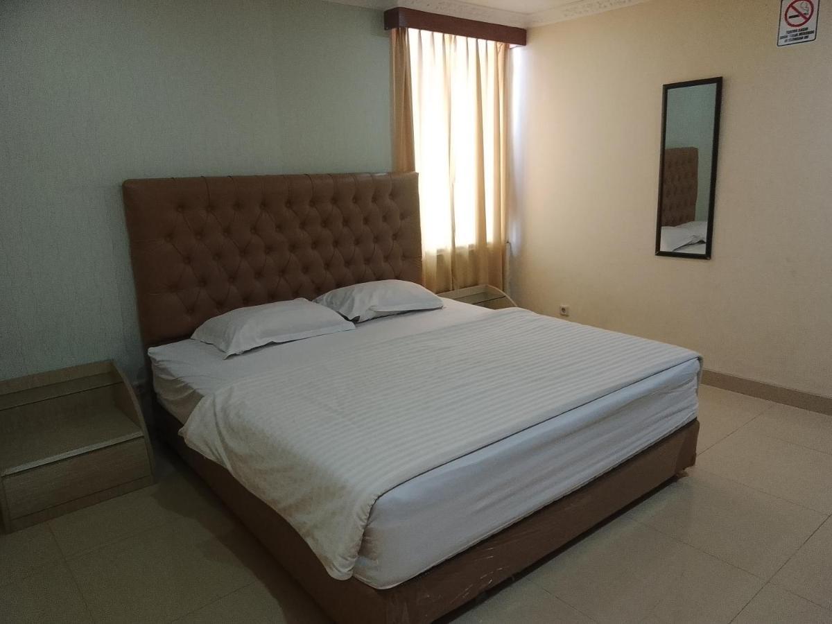 Zen Boutique Syariah Hotel Jacarta Exterior foto